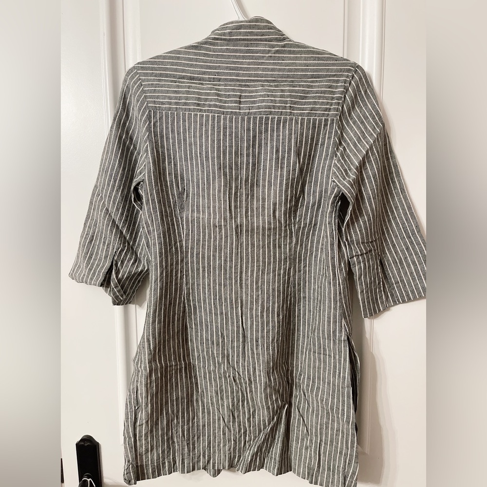 Shirt - Picture 2 of 4
